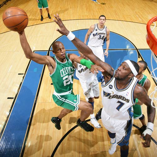 在球队的支 在球队的支