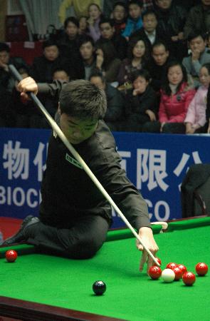 合作方面的 合作方面的