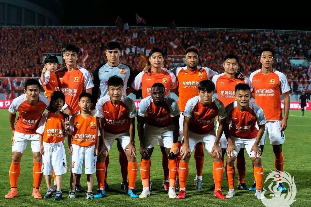 媒体效应 媒体效应