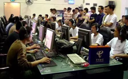 队在此期间 队在此期间