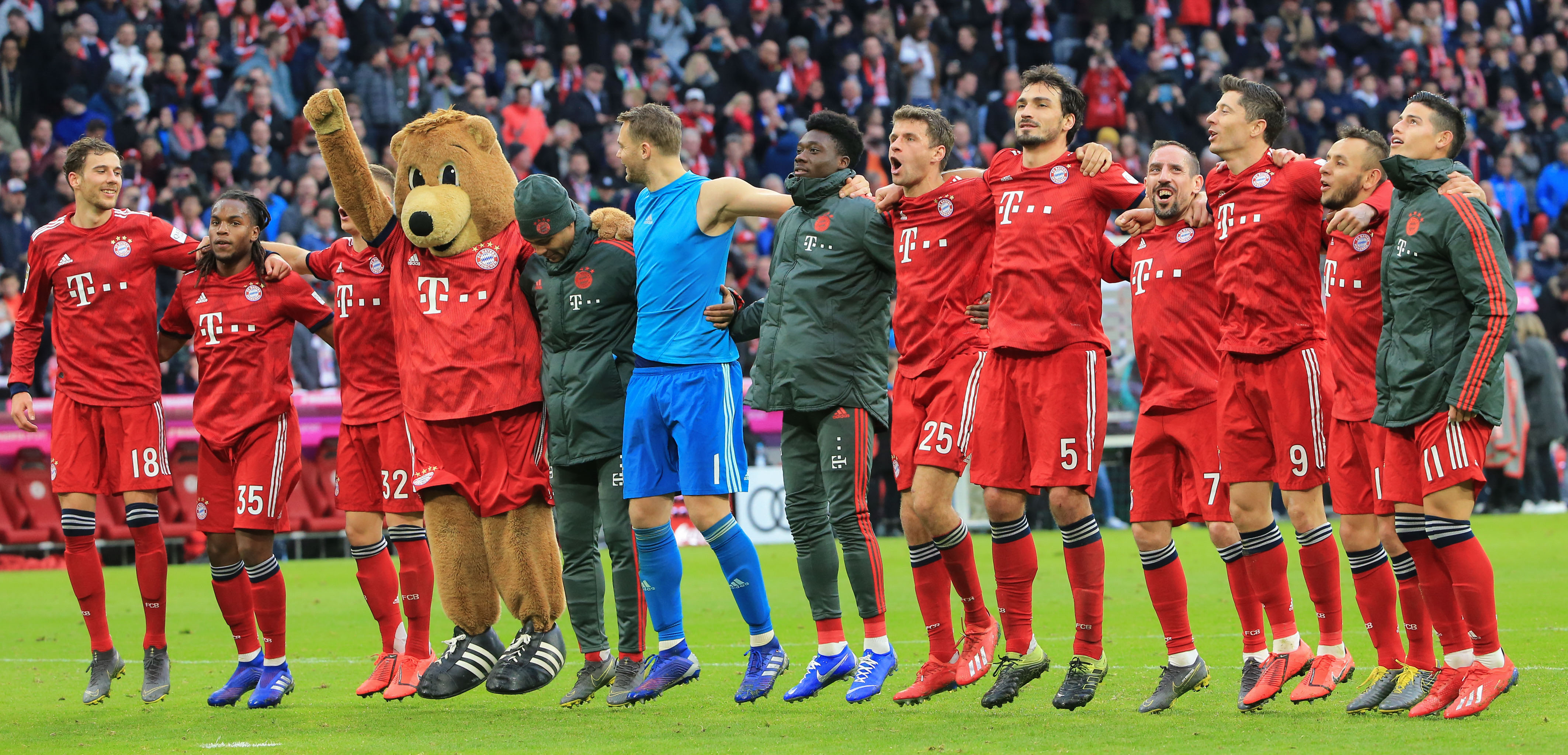 关键扑救让 关键扑救让