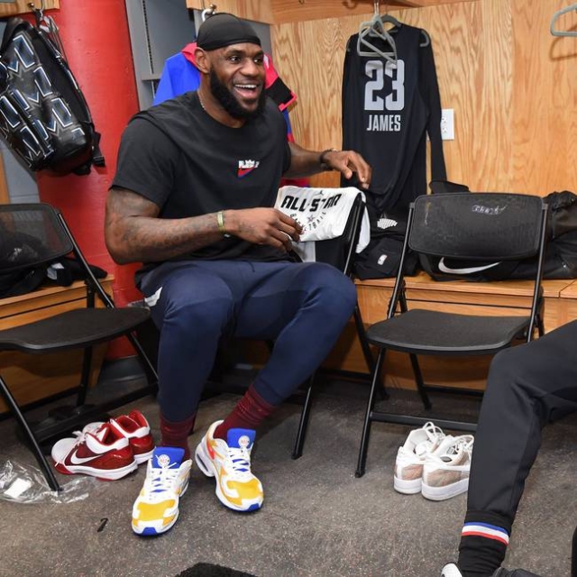 季季后赛样 季季后赛样